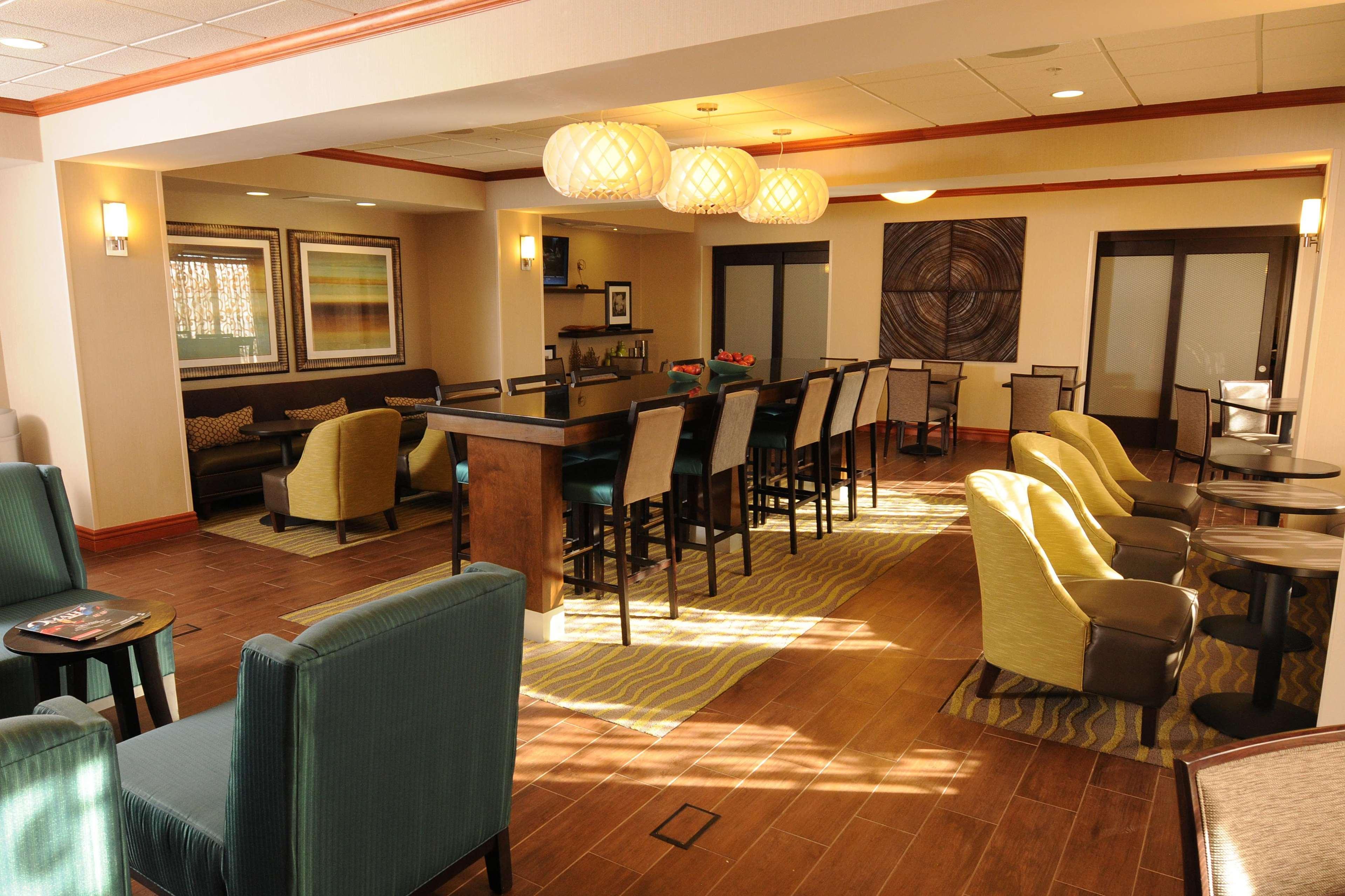 Newly Renovated Hampton Inn Omaha West Lakeside Zewnętrze zdjęcie
