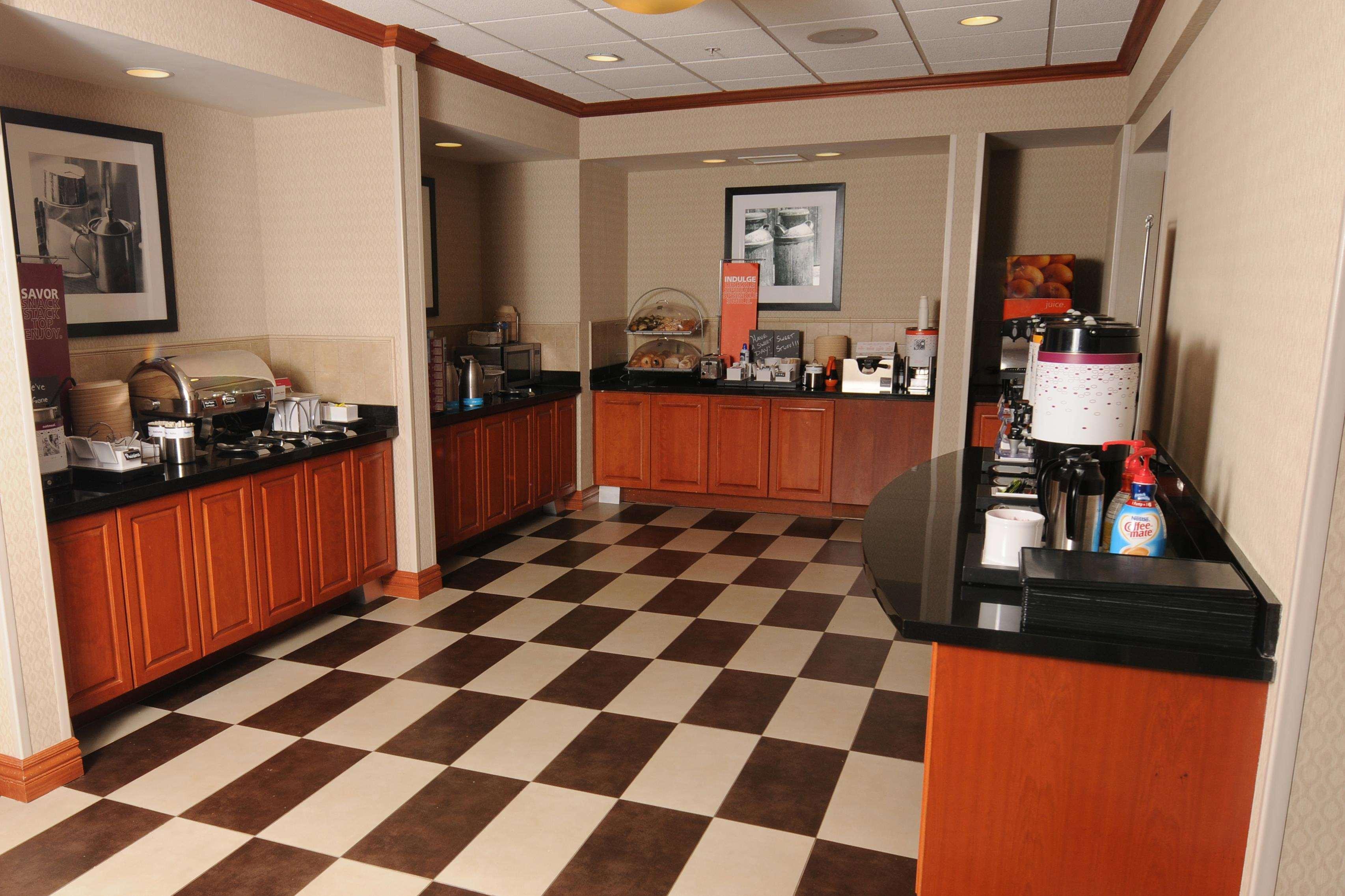 Newly Renovated Hampton Inn Omaha West Lakeside Zewnętrze zdjęcie