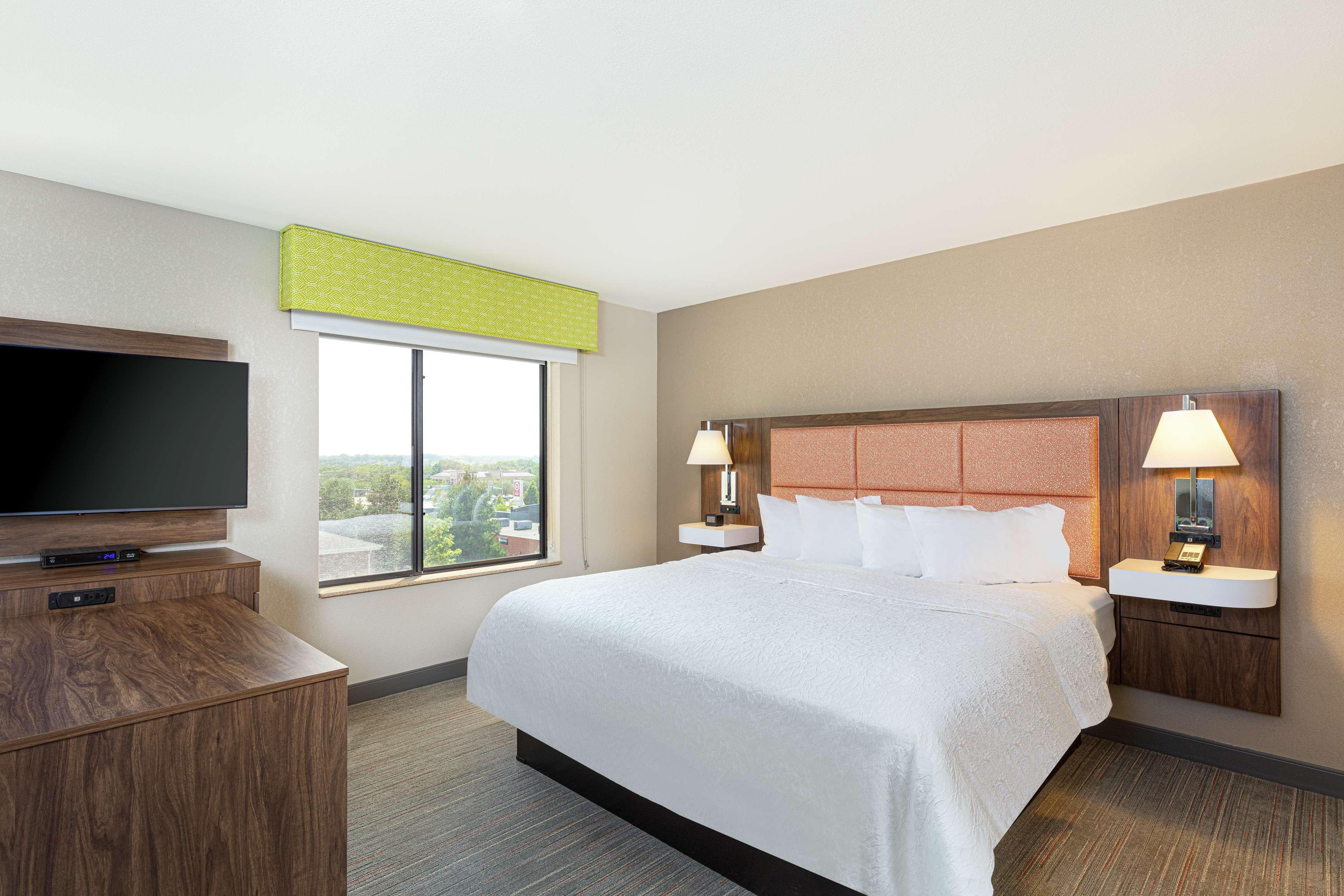Newly Renovated Hampton Inn Omaha West Lakeside Zewnętrze zdjęcie
