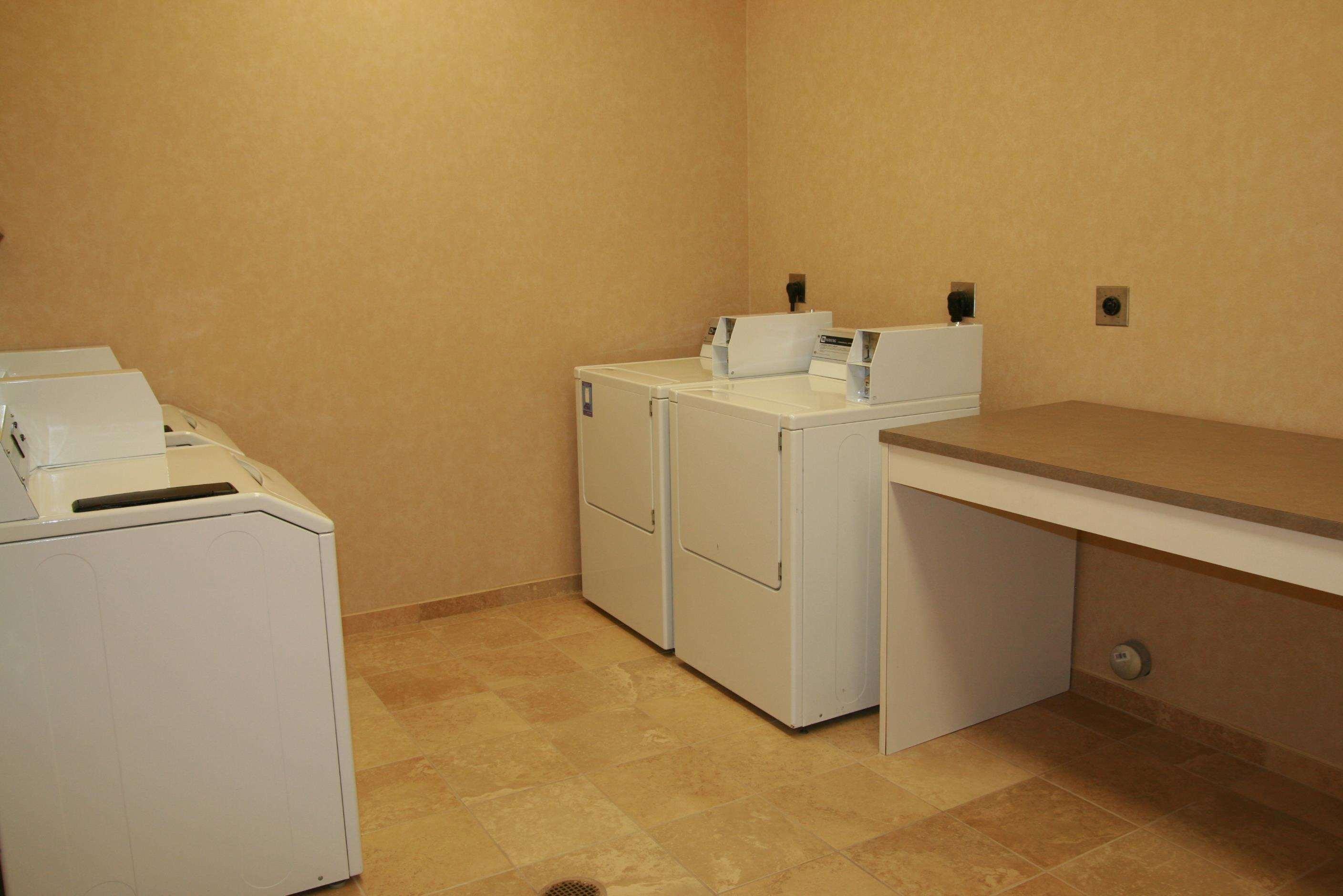Newly Renovated Hampton Inn Omaha West Lakeside Zewnętrze zdjęcie