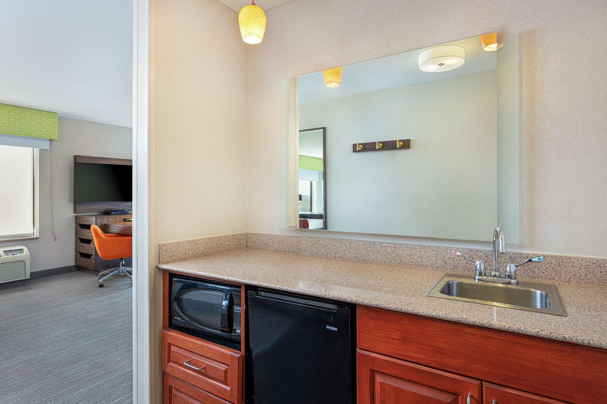 Newly Renovated Hampton Inn Omaha West Lakeside Zewnętrze zdjęcie