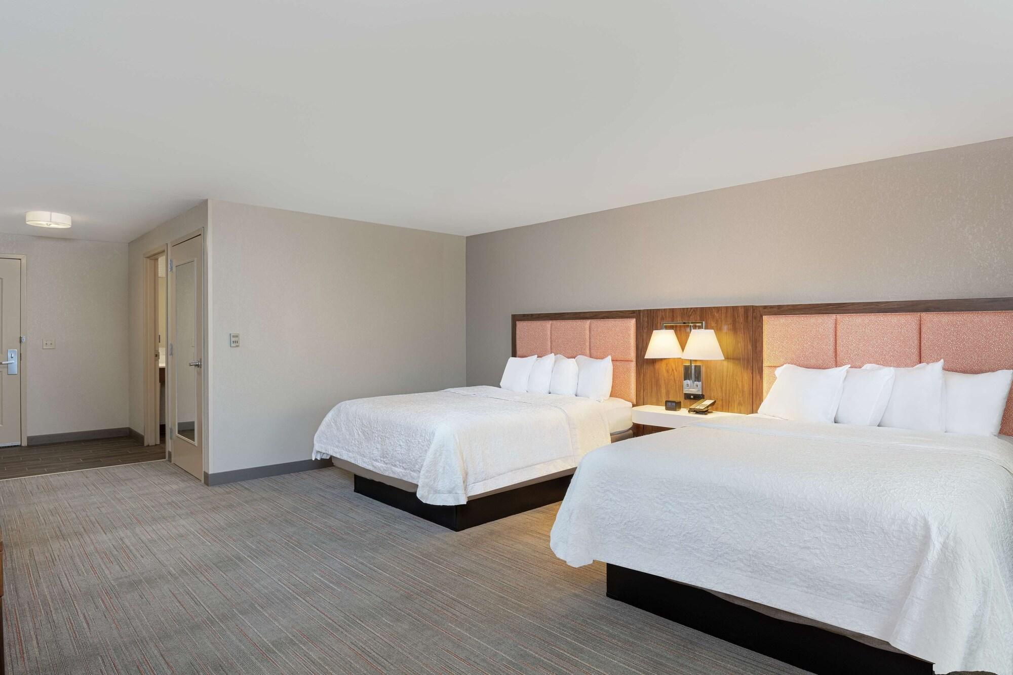 Newly Renovated Hampton Inn Omaha West Lakeside Zewnętrze zdjęcie