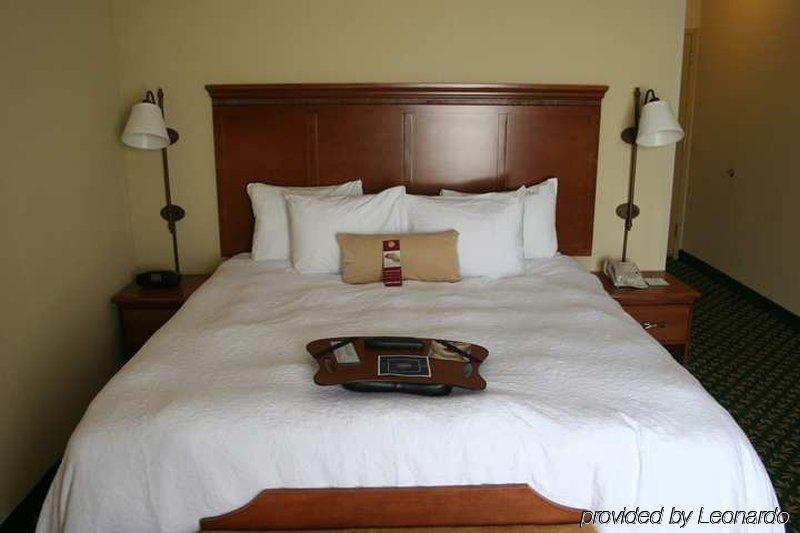 Newly Renovated Hampton Inn Omaha West Lakeside Zewnętrze zdjęcie
